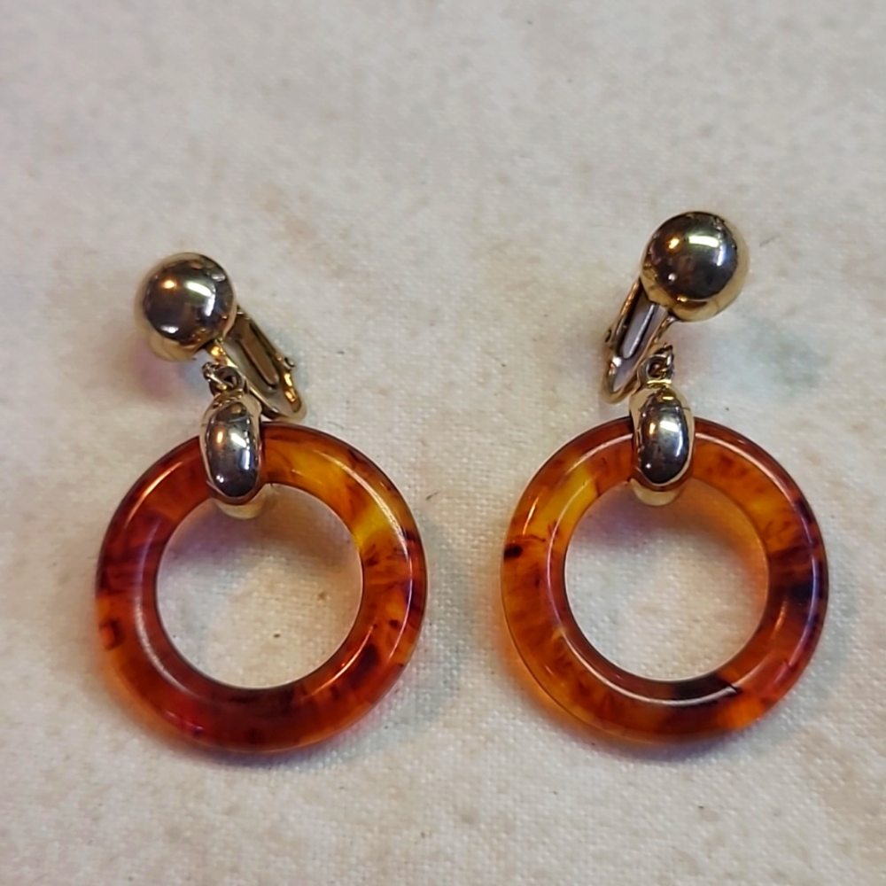 Coro Clip Earrings